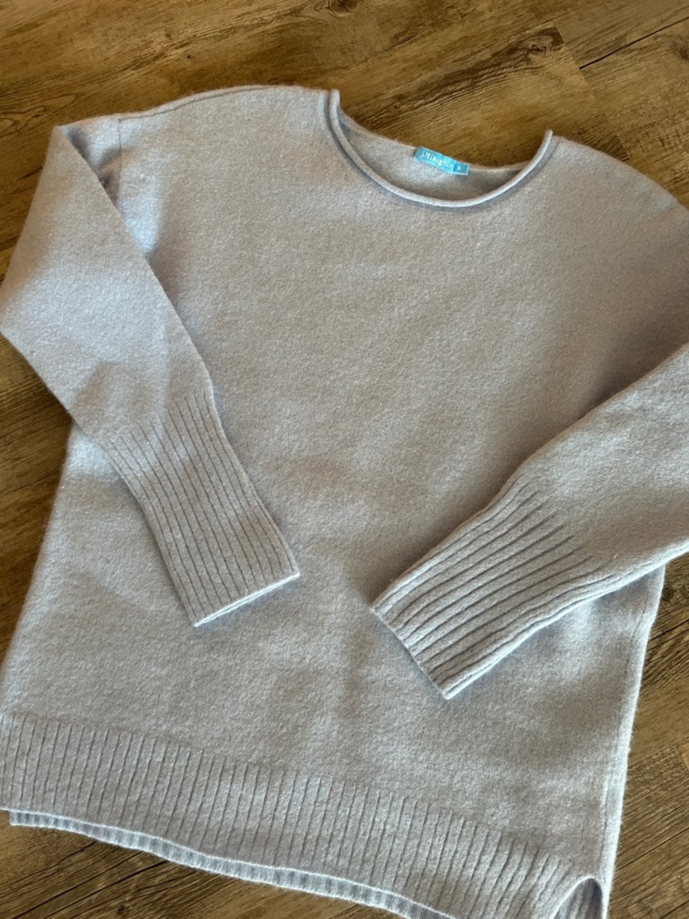 J. McLaughlin Women's Cashmere Sweater in Light Blue